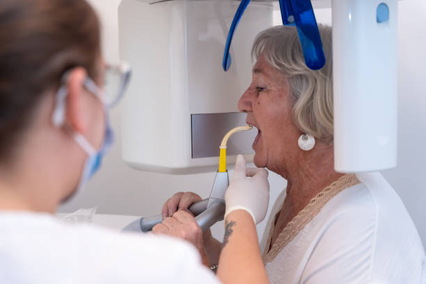Best Emergency Gum Treatment in Lake Lifornia, CA